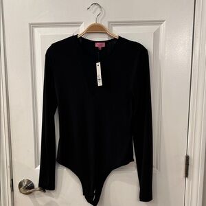 Francesca's Collections Black V-Neck Bodysuit